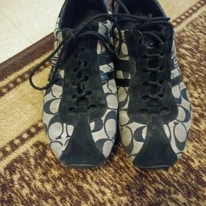Like NEW size coach "Katelyn" style shoes